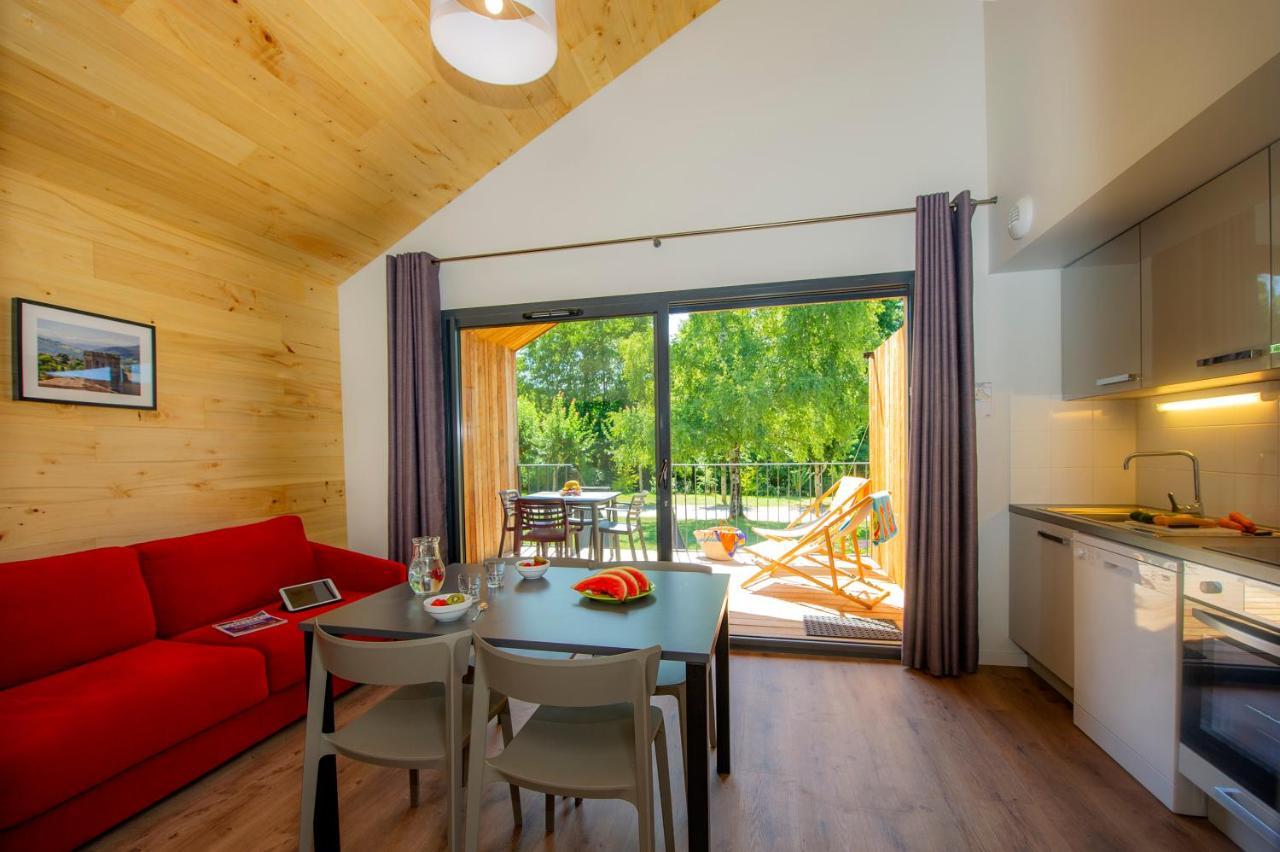 Village De Vacances Les Lambrilles La Bastide-de-Serou Екстер'єр фото